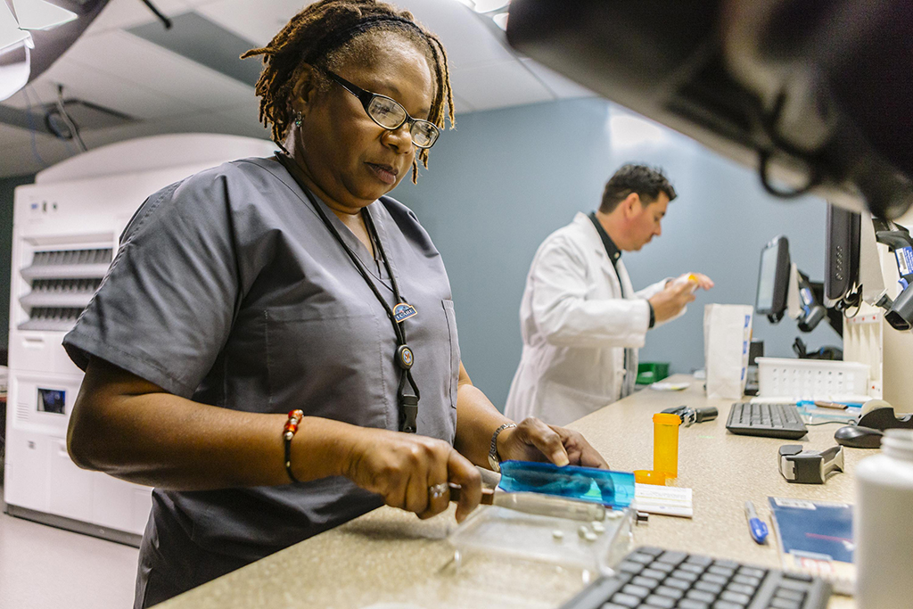 VA provides pharmacists modern technology and research opportunities to maximize their career growth.