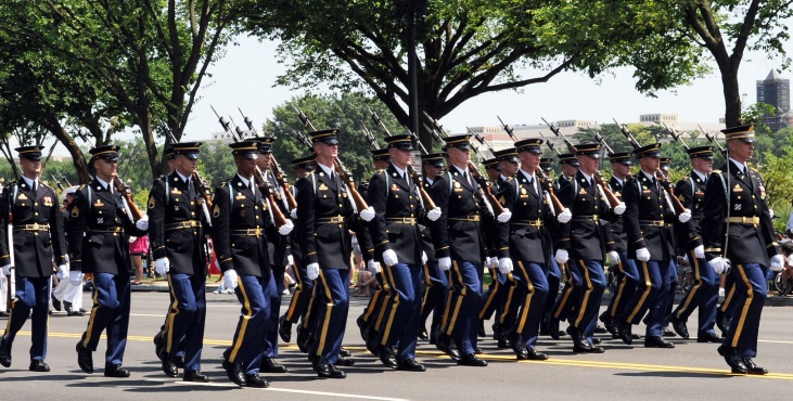 Image of Amry soldiers marching in a parade