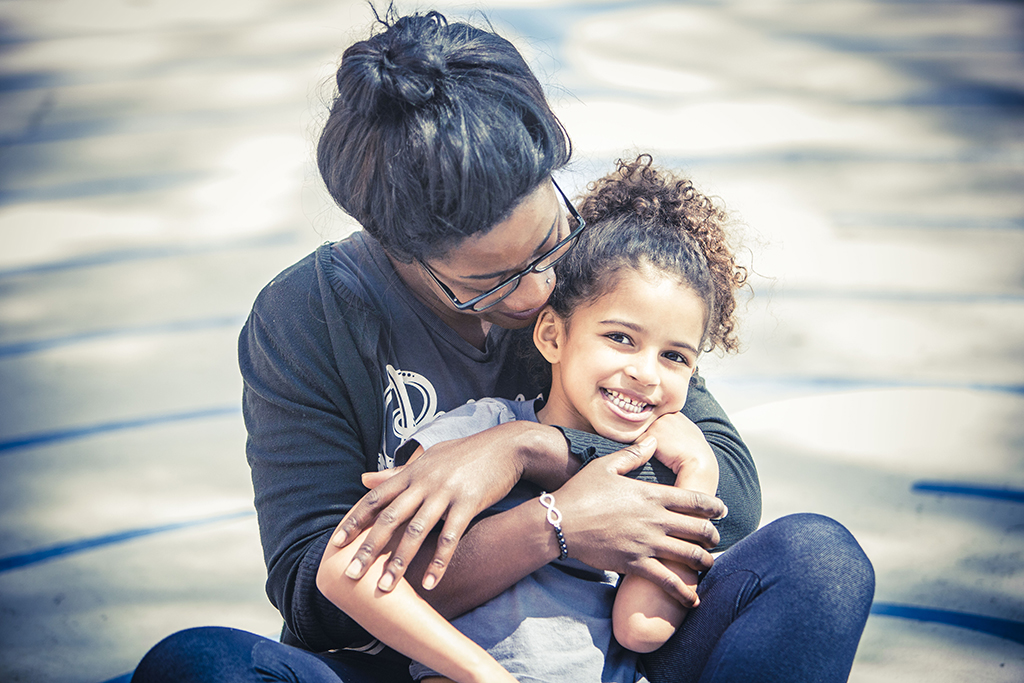 VA’s Nationwide Baby Shower supports Veteran parents and builds awareness of available maternity care services.