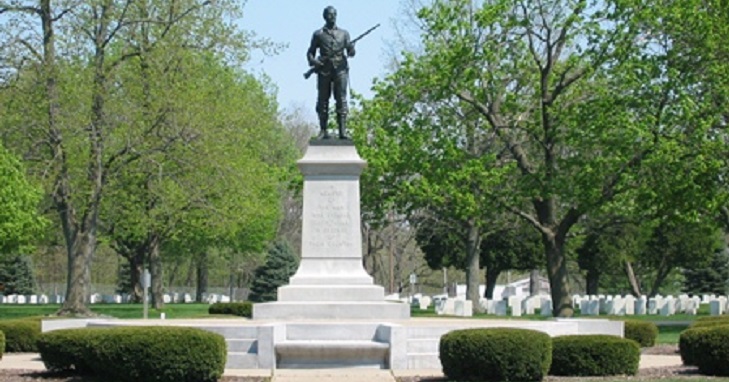IMAGE: Monument at Danville National Cemetery, IL