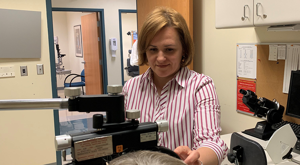 Dr. Olga Whitman helps visually impaired Veterans meet their goals