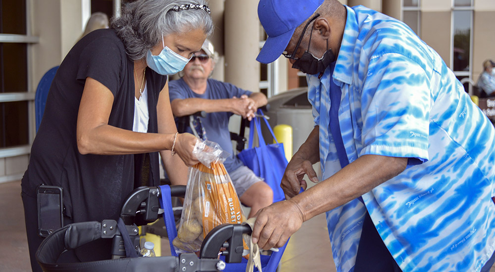 Phoenix area Veterans received sacks full of fresh produce