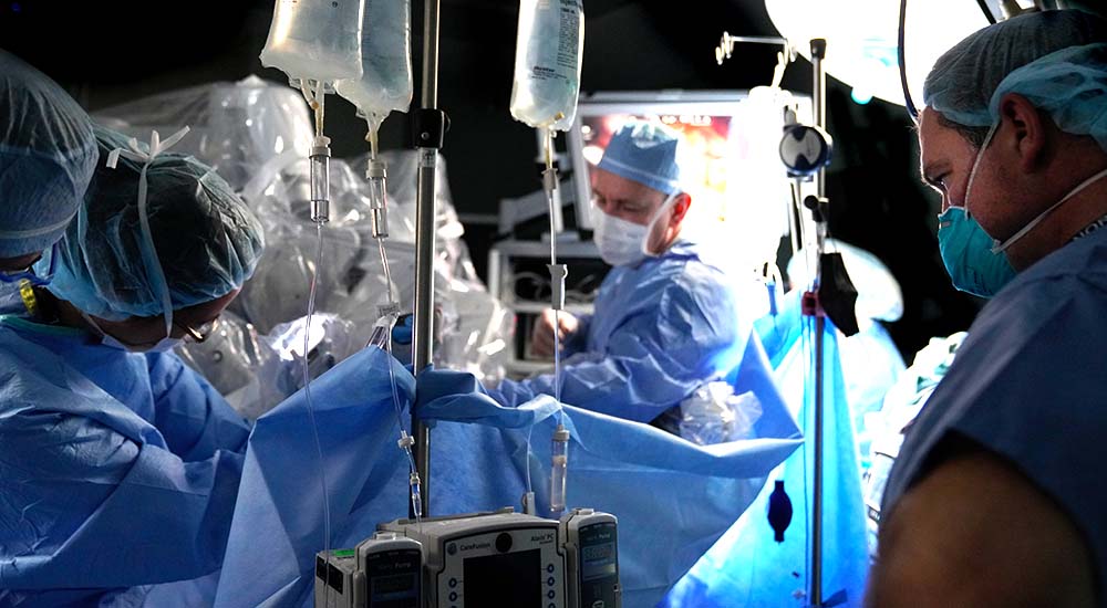 Several surgeons operating on Veteran patient