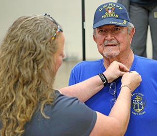 Vietnam Veteran gets pinned