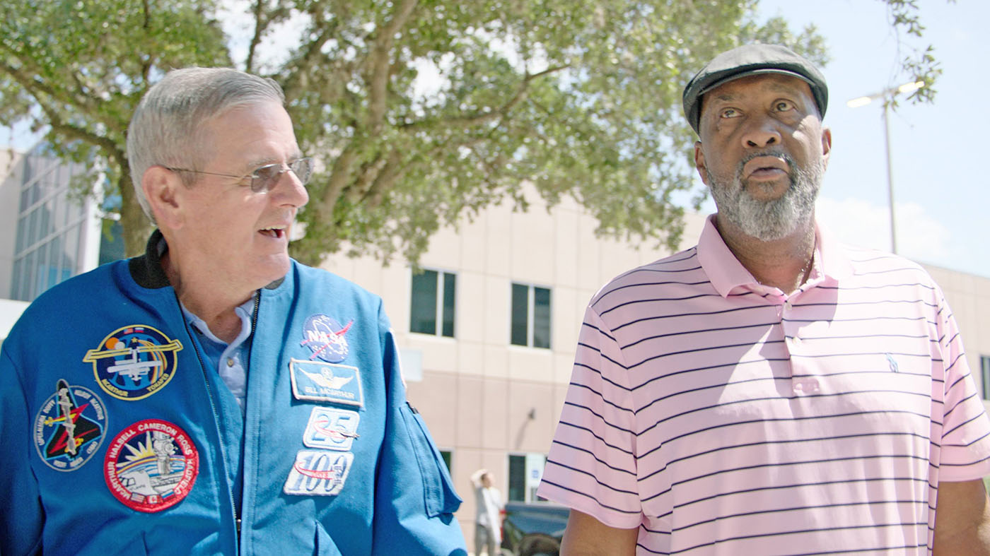 Astronaut and Veteran together for lung cancer awareness