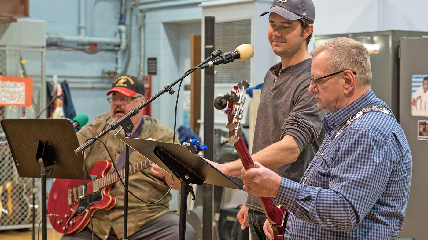 Vets in music therapy session