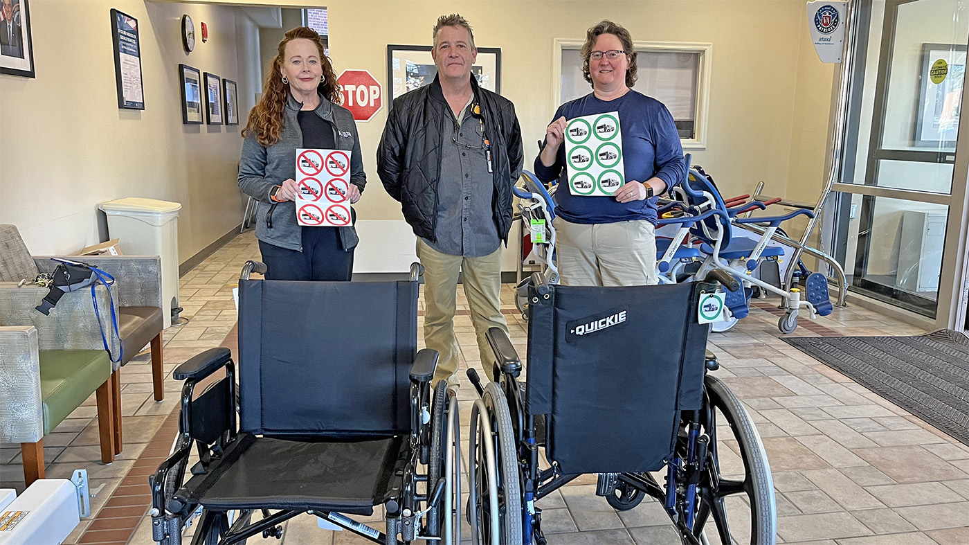 Employees with wheelchair labels