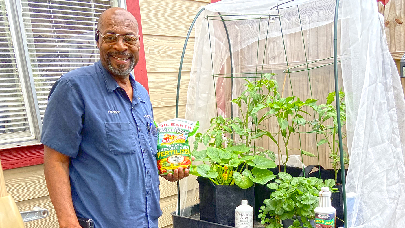 Vet with plants; food