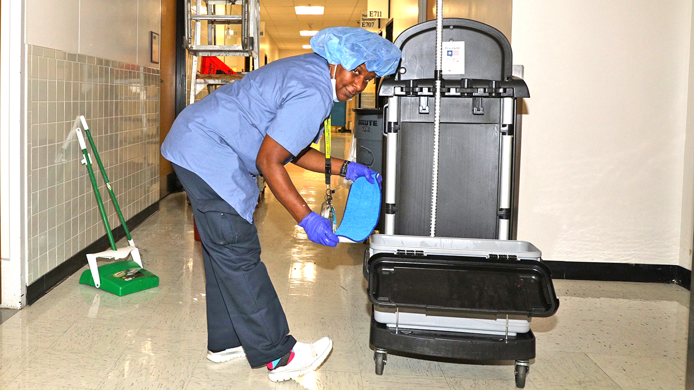 Housekeeper aides… keep it clean and safe